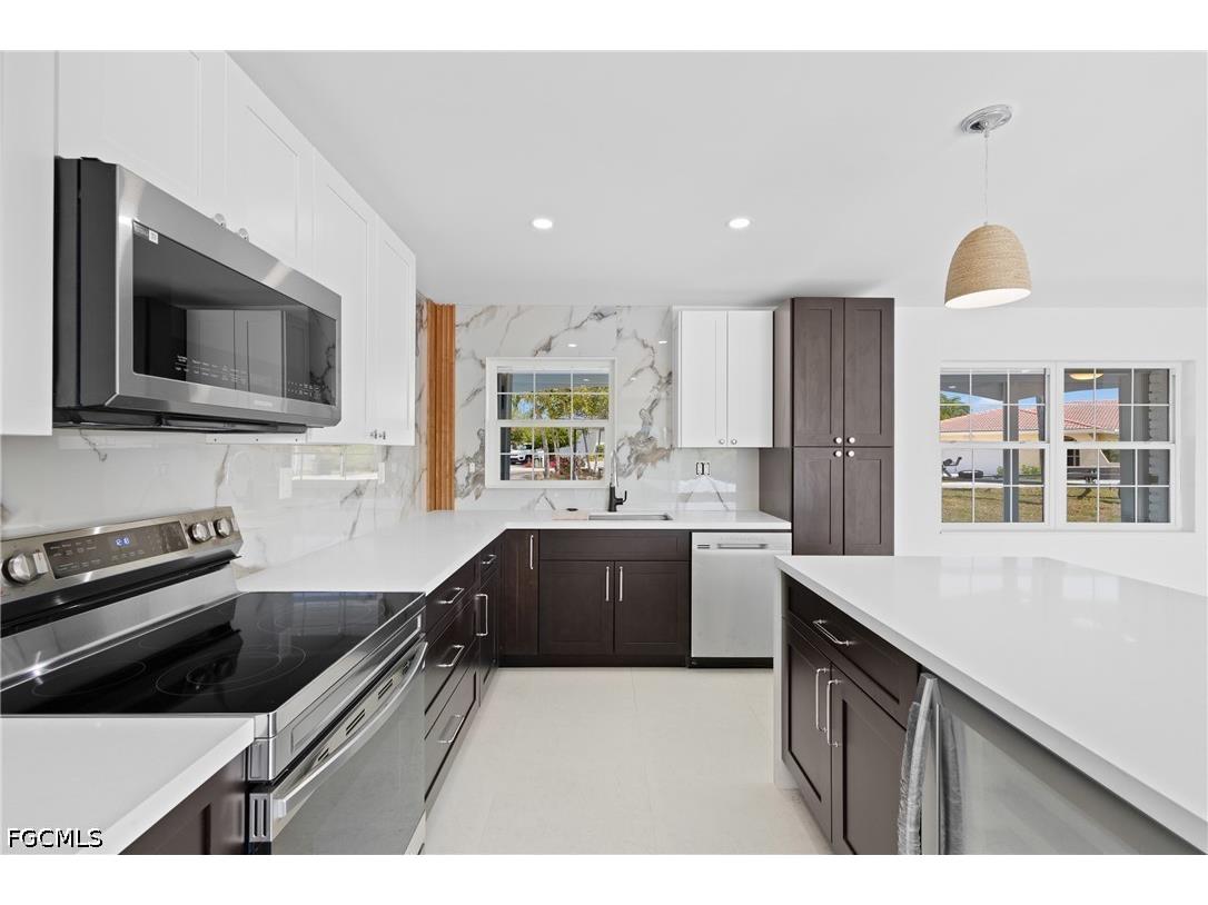 12065 Boat Shell Drive Matlacha Isles FL 33991 2026014031 image8