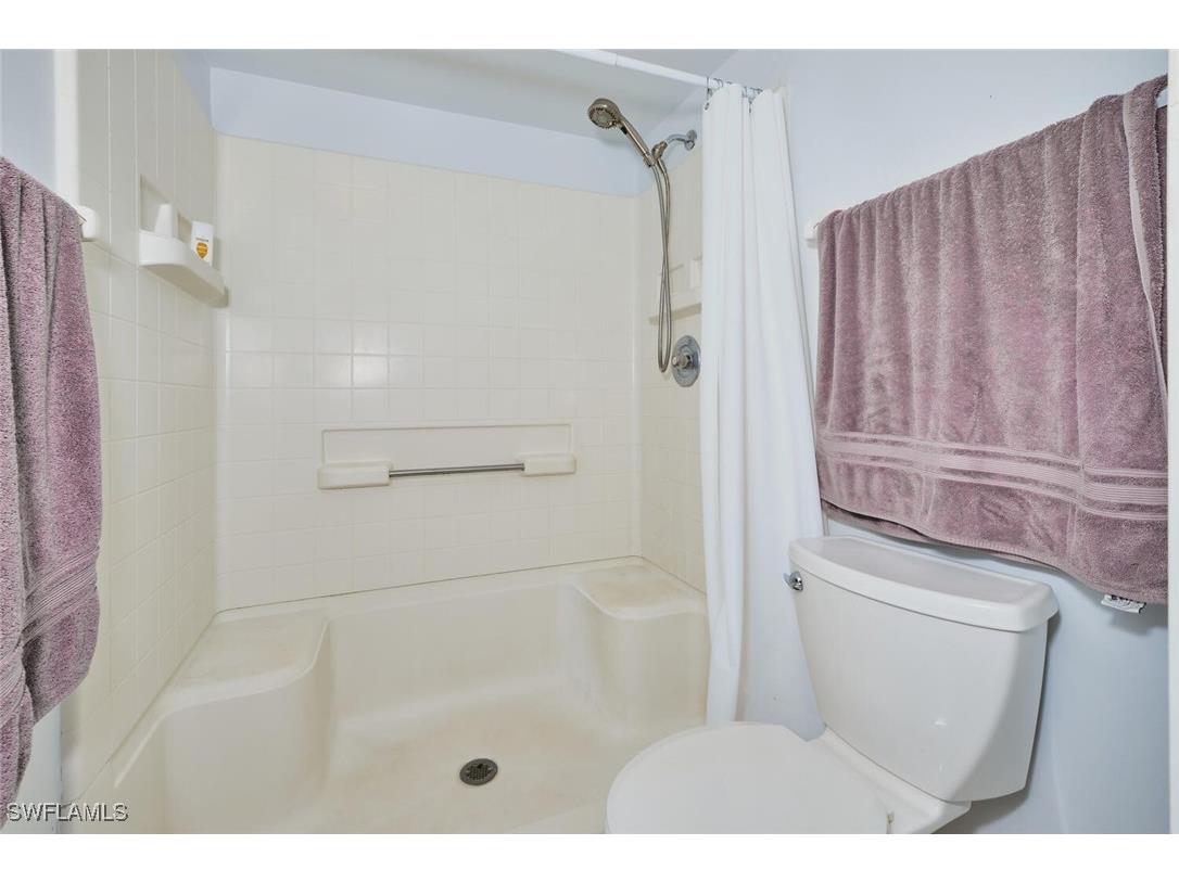 12065 Summergate Circle #202 Fort Myers FL 33913 225061991 image23