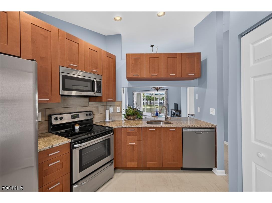 12065 Summergate Circle #203 Fort Myers FL 33913 2026031367 image12