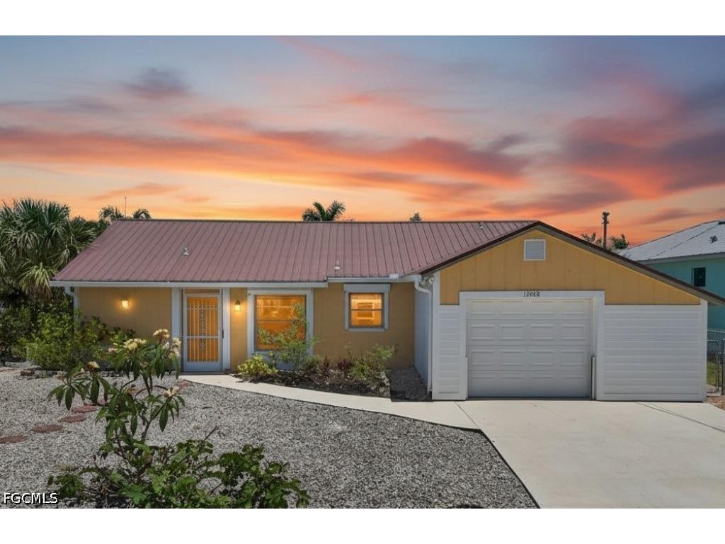 12068 Matlacha Boulevard Matlacha Isles FL 33991 2026015635 image1