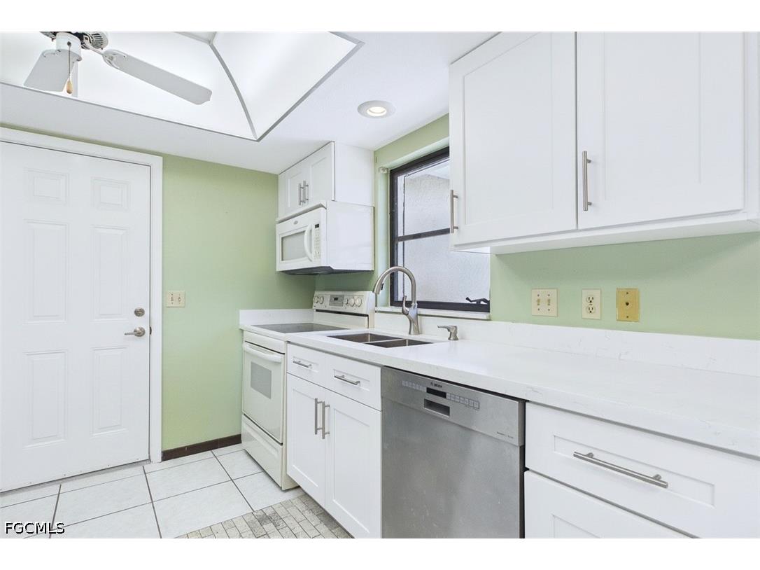 12068 Matlacha Boulevard Matlacha Isles FL 33991 2026015635 image7