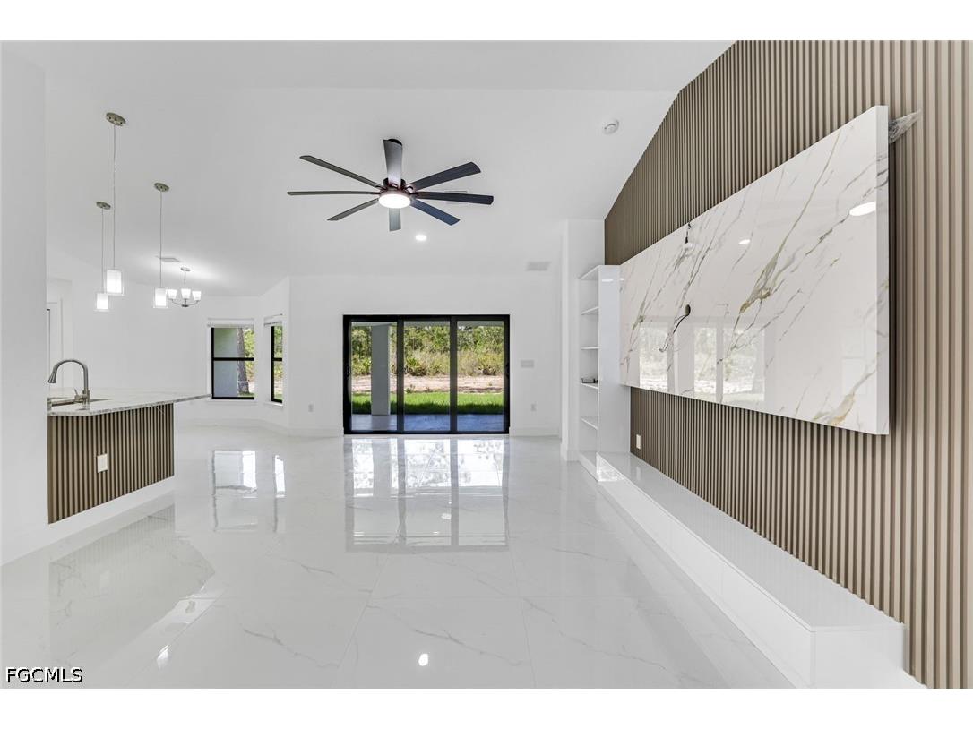 1207 Desoto Avenue Lehigh Acres FL 33972 2026014607 image4