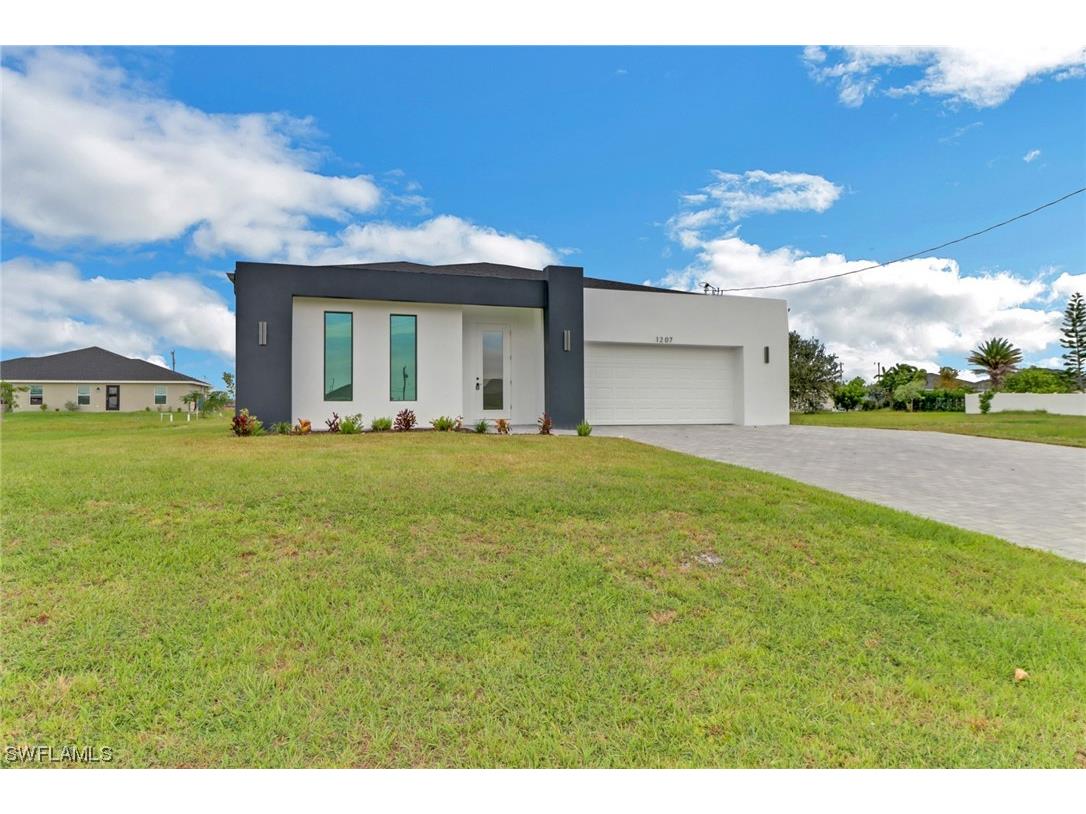 1207 Diplomat Parkway W Cape Coral FL 33993 223064259 image1