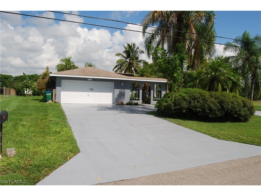 1207 Everest Parkway Cape Coral FL 33904 223021643 image1