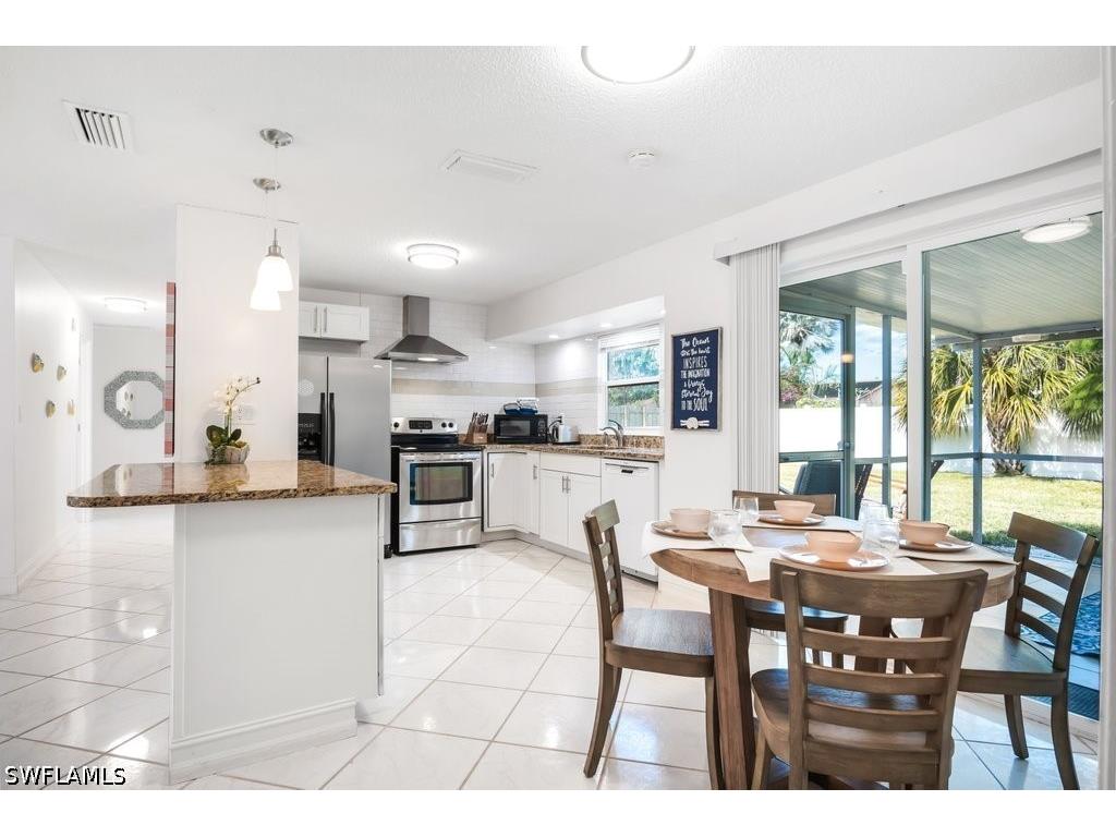 1207 Hernando Street Naples FL 34103 226022979 image11