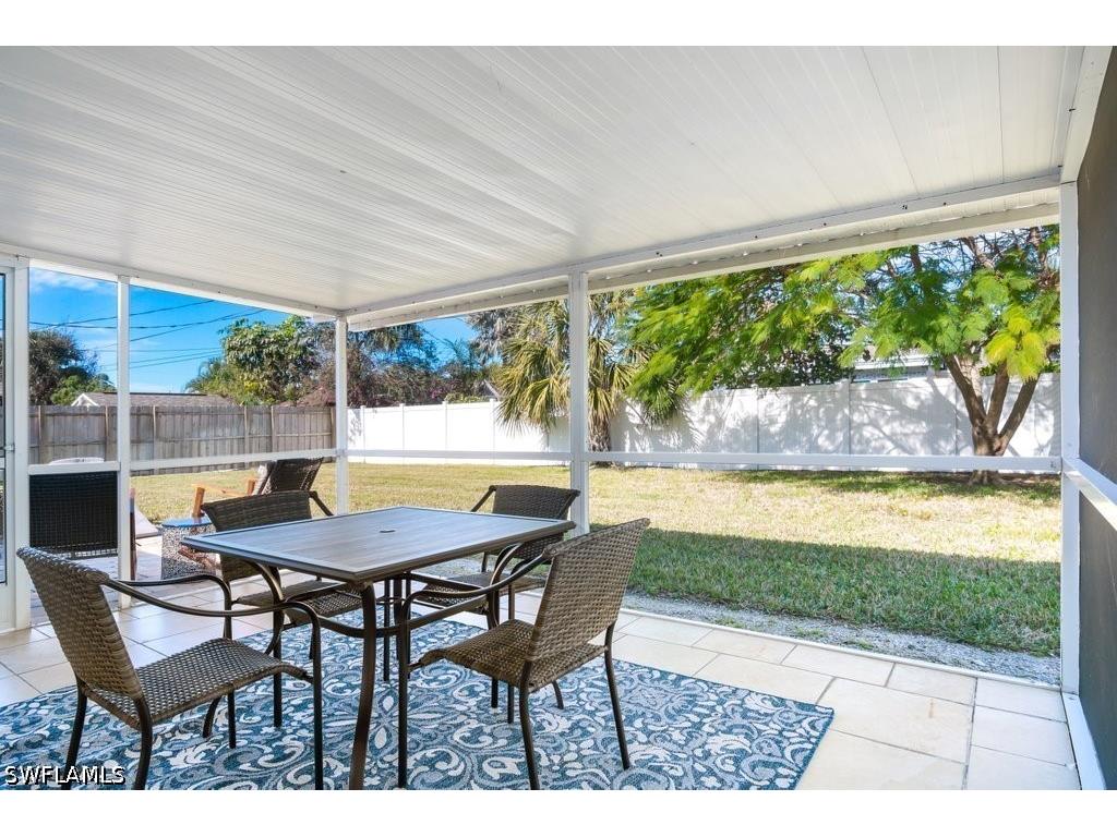 1207 Hernando Street Naples FL 34103 226022979 image14