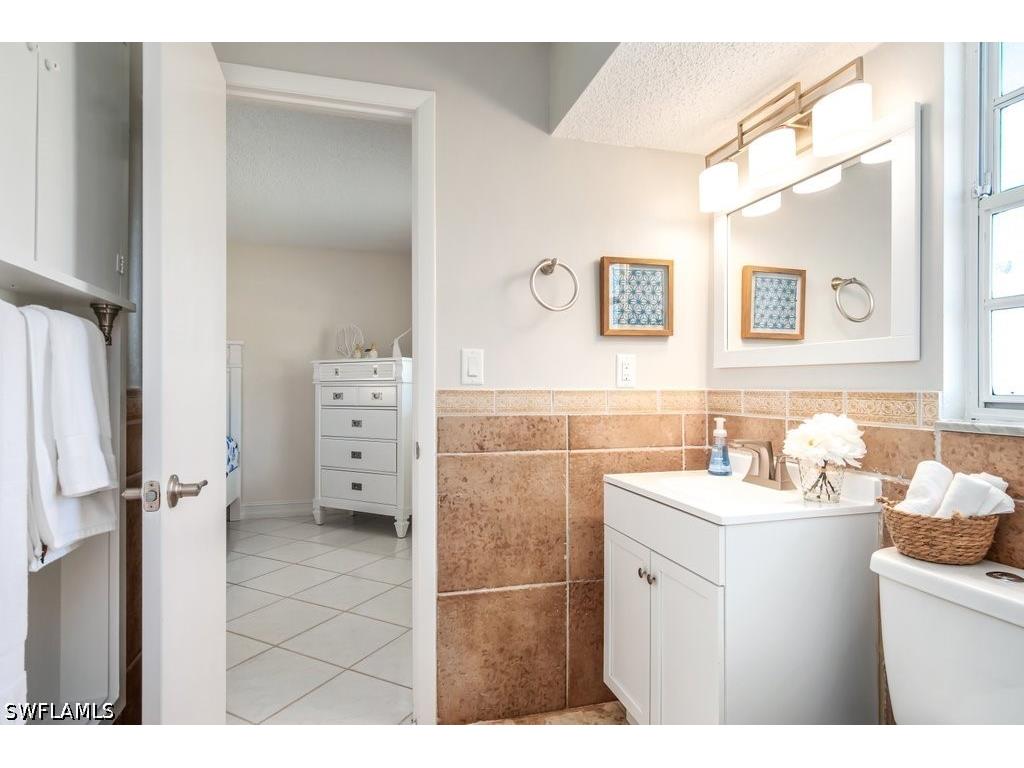 1207 Hernando Street Naples FL 34103 226022979 image21