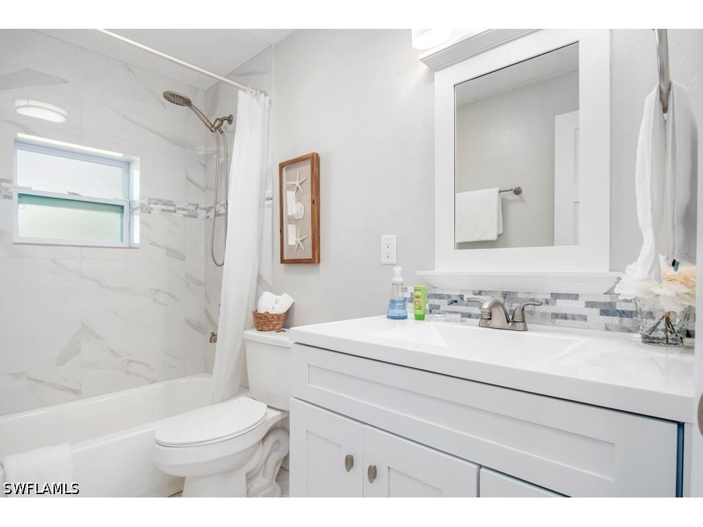 1207 Hernando Street Naples FL 34103 226022979 image24