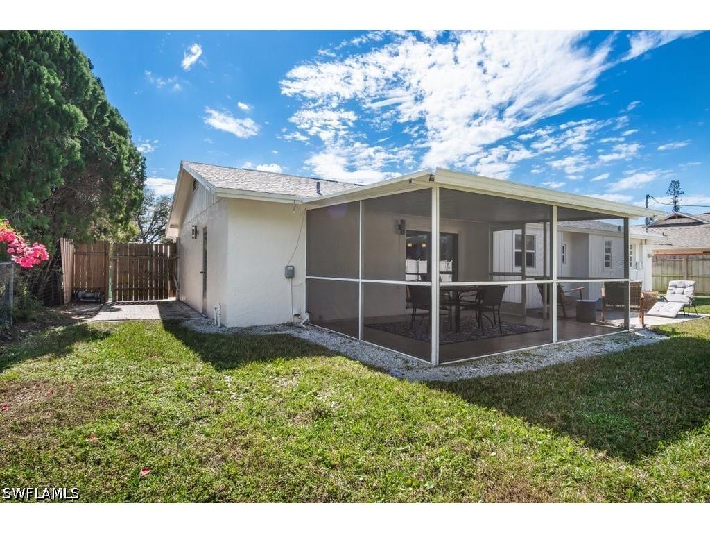 1207 Hernando Street Naples FL 34103 226022979 image33