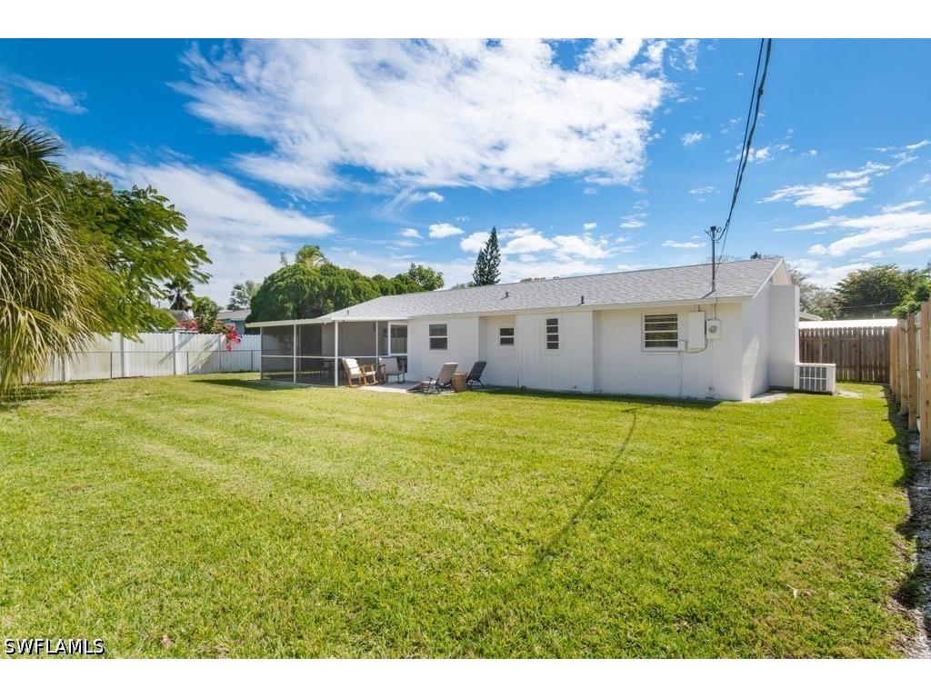 1207 Hernando Street Naples FL 34103 226022979 image35