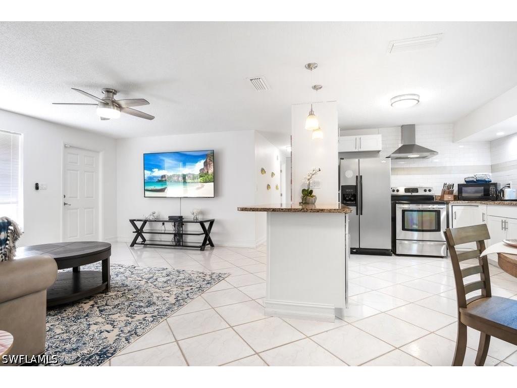 1207 Hernando Street Naples FL 34103 226022979 image6