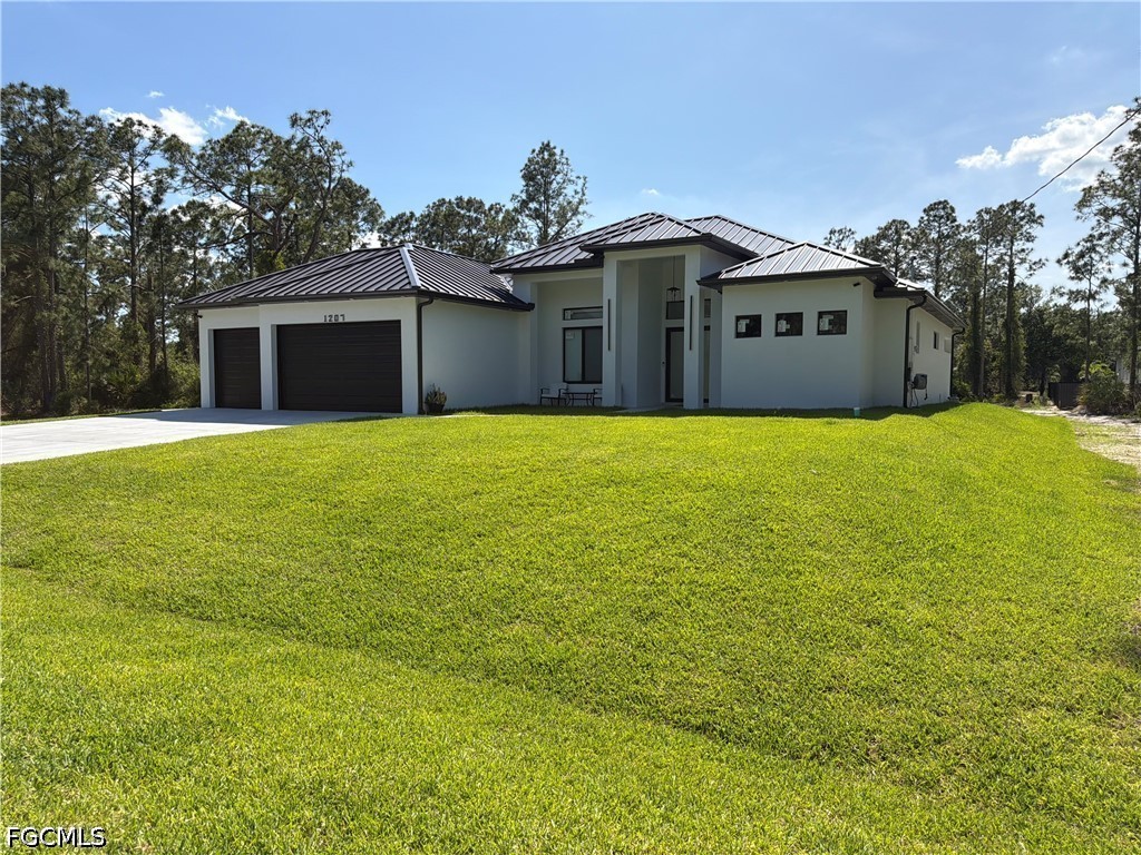 1207 Magnolia Avenue Lehigh Acres FL 33972 2026018830 image2