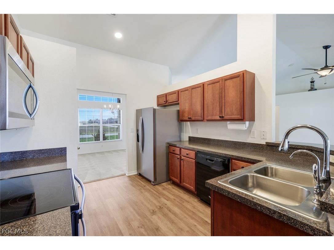 1207 NW 15th Terrace Cape Coral FL 33993 2026012131 image13