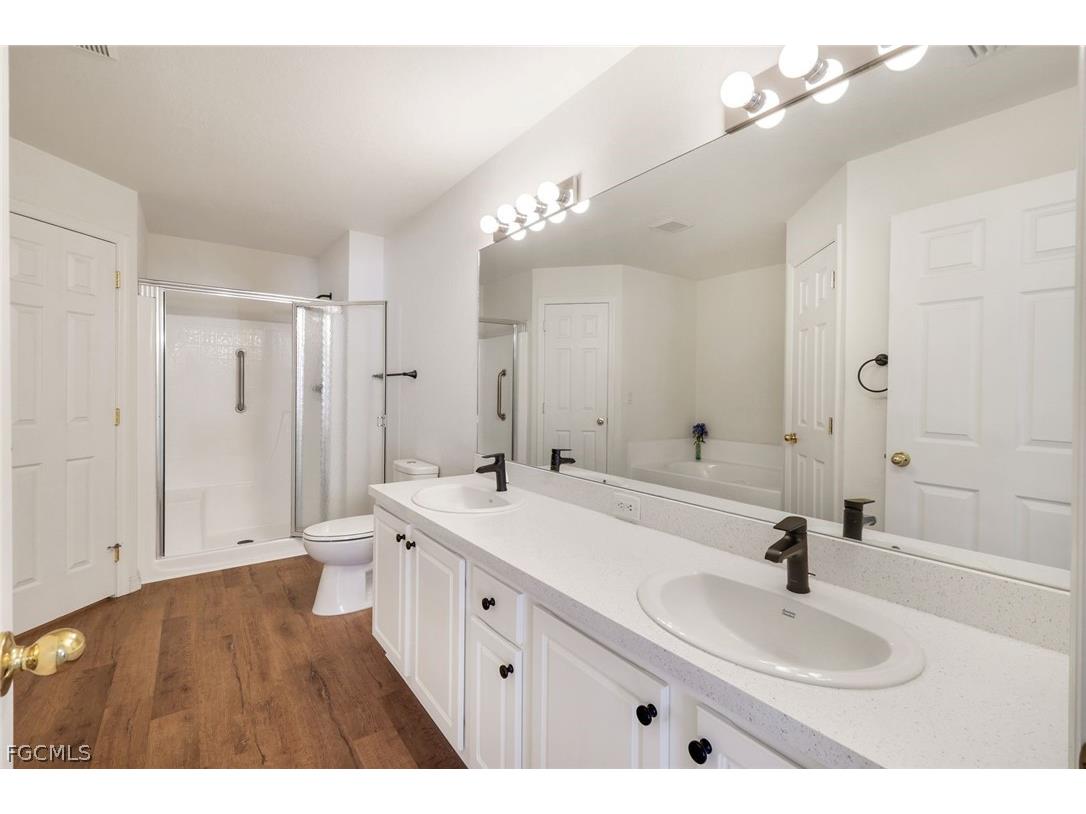 1207 NW 15th Terrace Cape Coral FL 33993 2026012131 image19