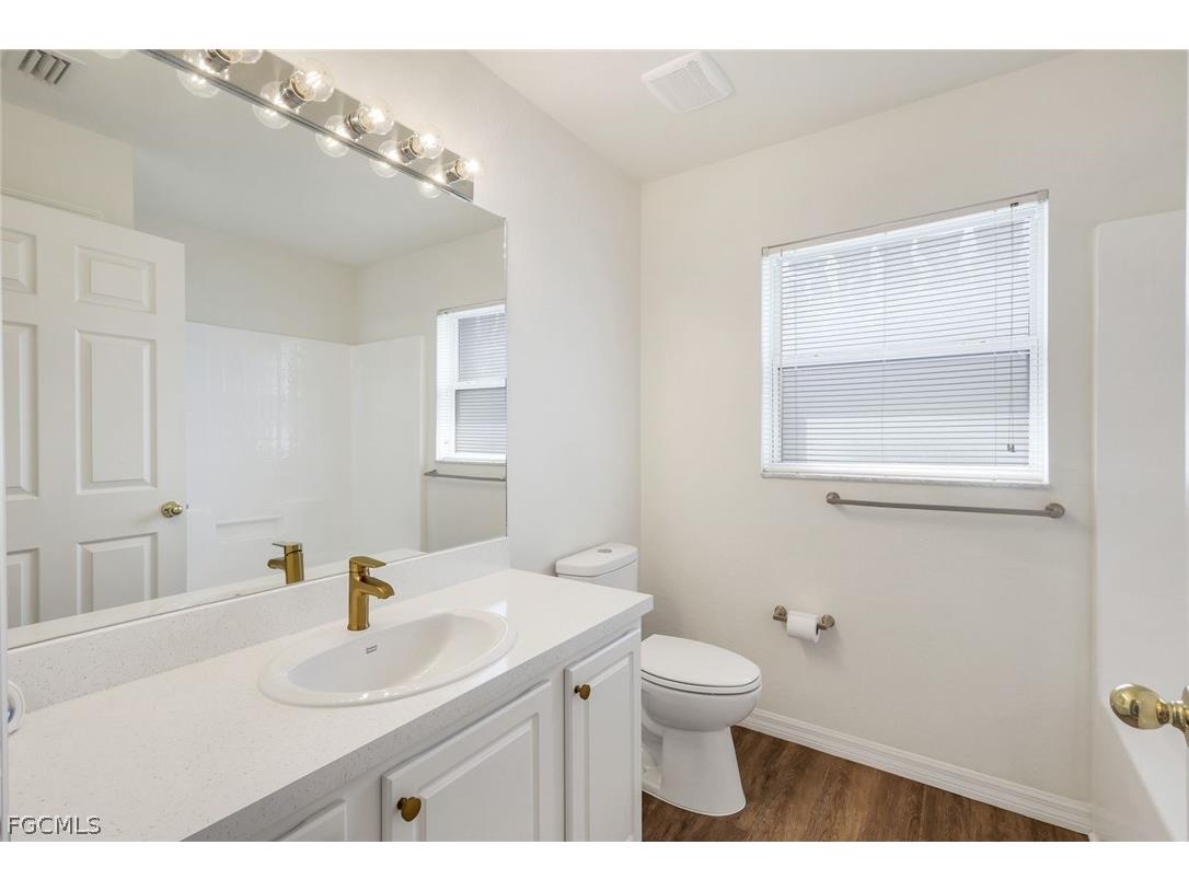 1207 NW 15th Terrace Cape Coral FL 33993 2026012131 image24