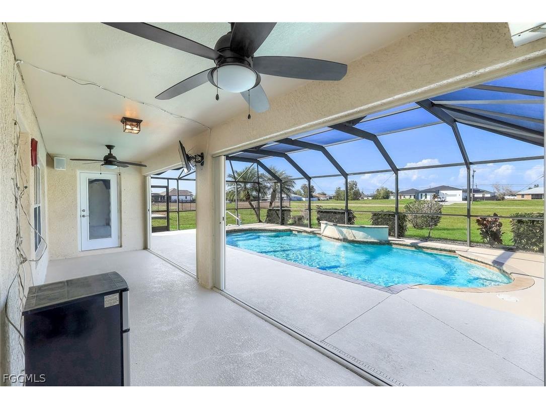 1207 NW 15th Terrace Cape Coral FL 33993 2026012131 image30
