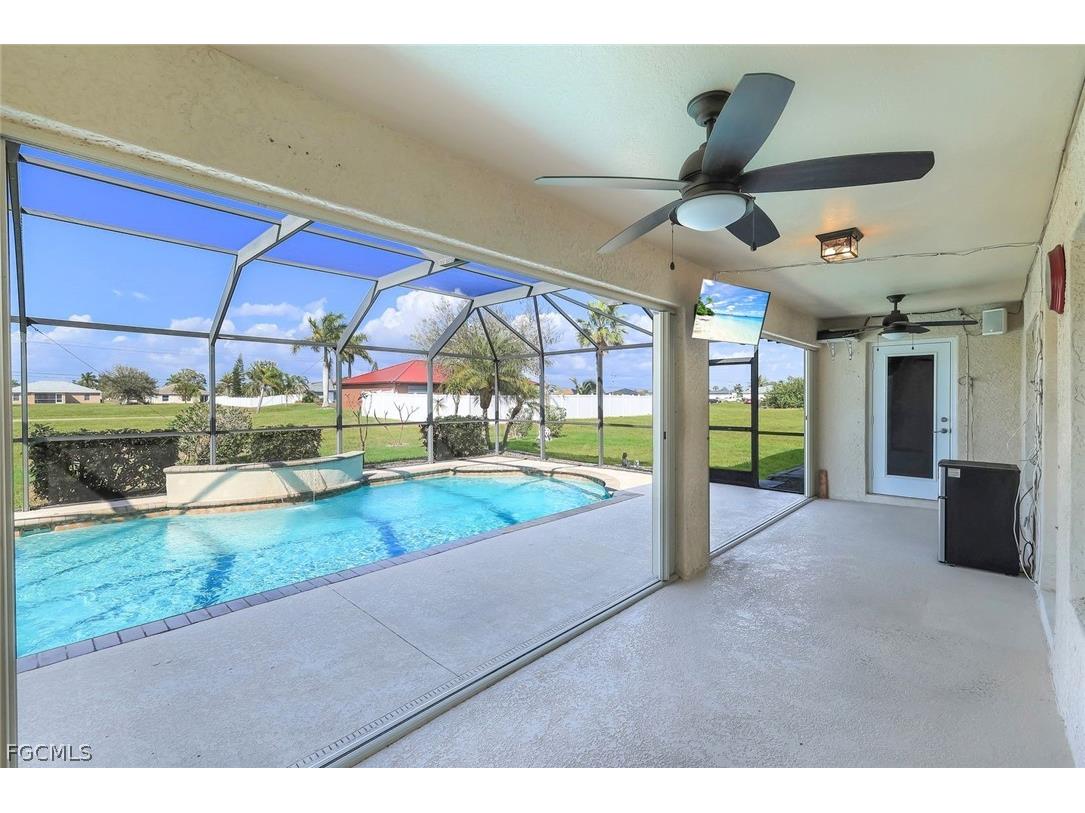 1207 NW 15th Terrace Cape Coral FL 33993 2026012131 image31