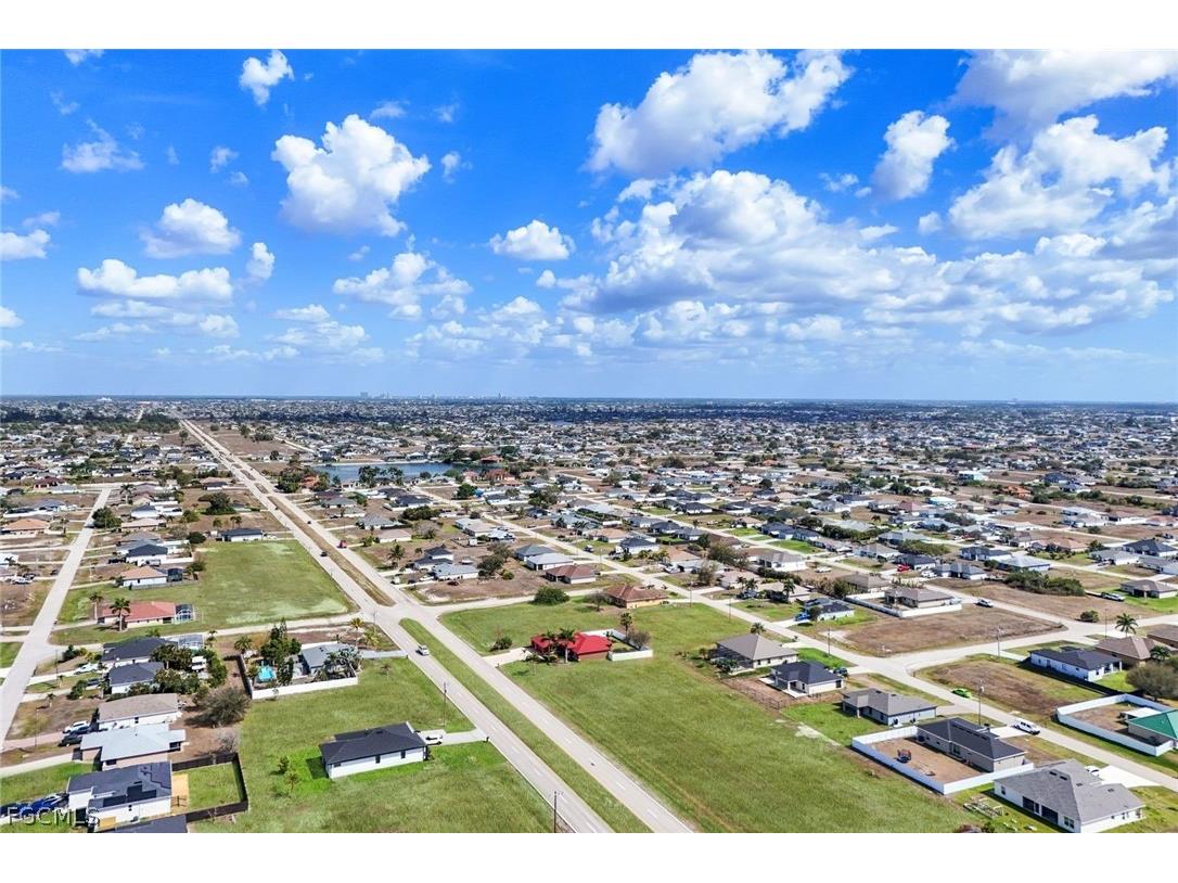 1207 NW 15th Terrace Cape Coral FL 33993 2026012131 image42