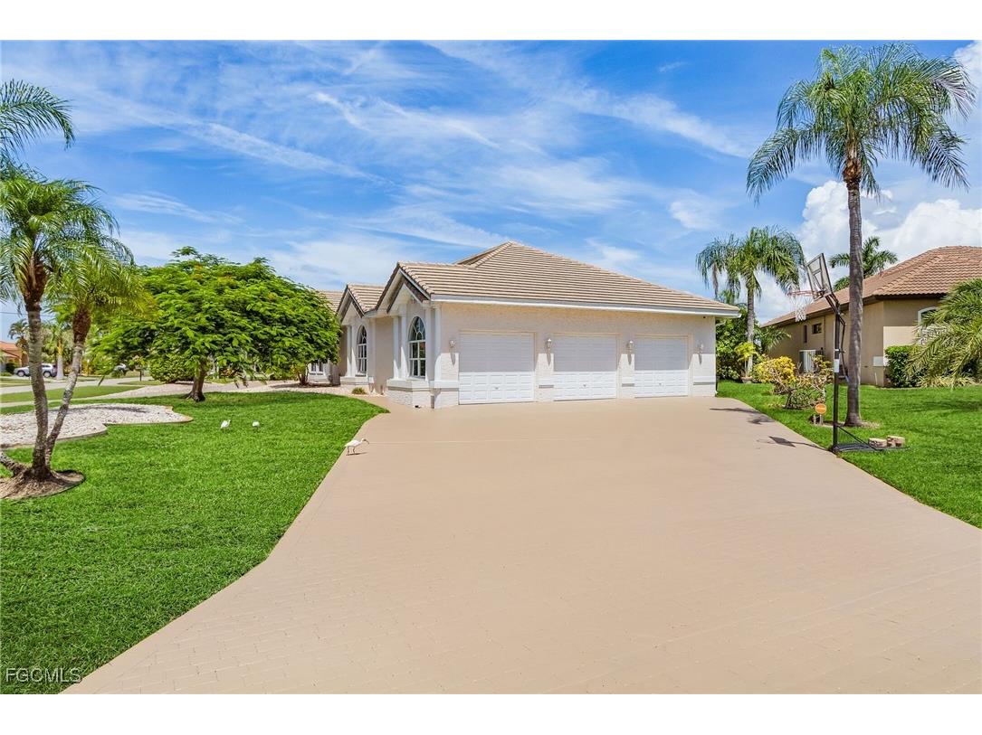 1207 SW 52nd Terrace Cape Coral FL 33914 225032512 image5