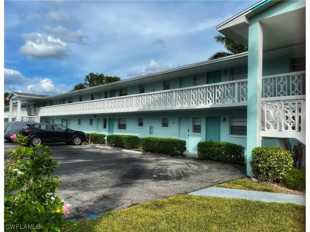 1207 Tropic Terrace North Fort Myers FL 33903 223077298 image1