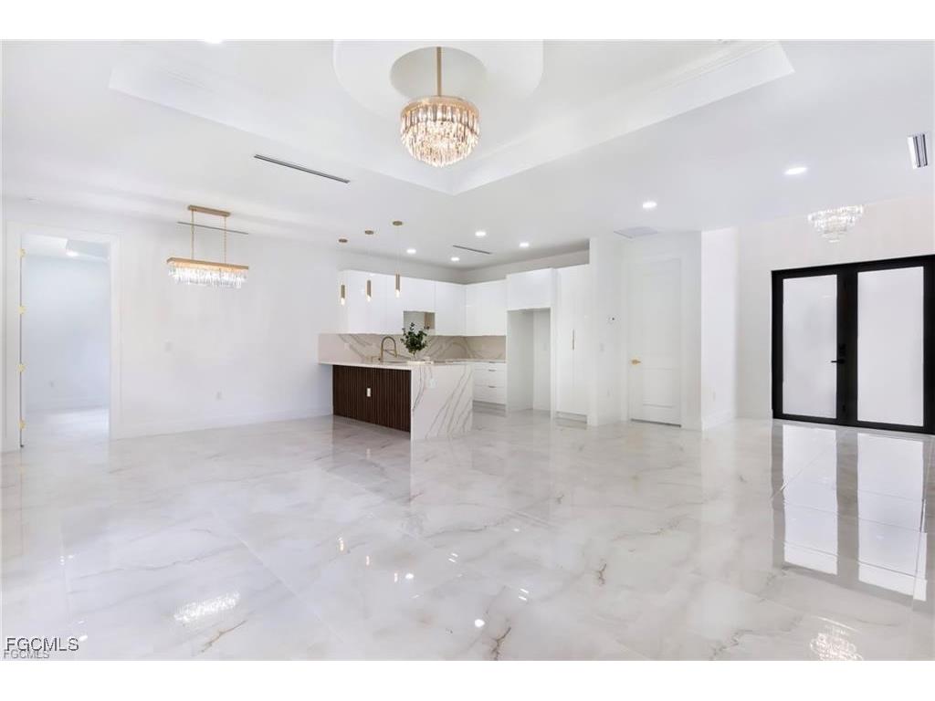 1207 W 9th Street Lehigh Acres FL 33972 2025011375 image5