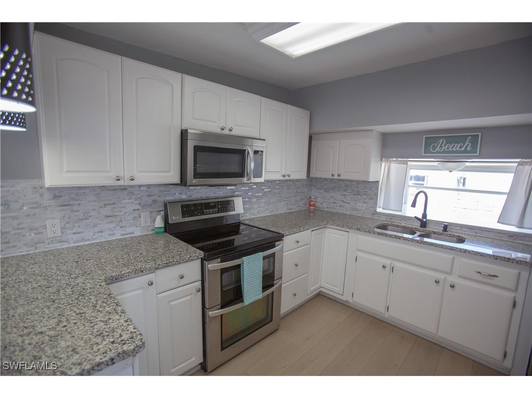 12071 Palm Drive Fort Myers FL 33908 225033445 image4
