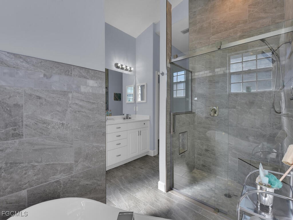 12071 Sabal Lakes Lane Fort Myers FL 33913 2025015980 image26