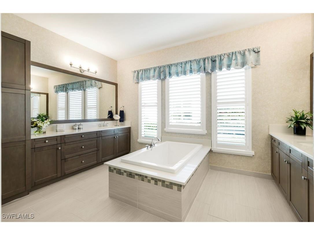 12078 Mimosa Street Naples FL 34120 225084482 image13