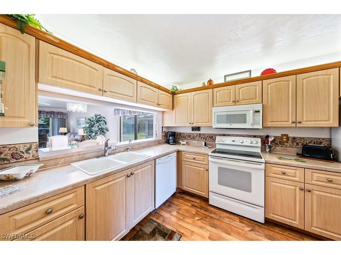 1208 Commonwealth Circle #J-206 Naples FL 34116 223045742 image1