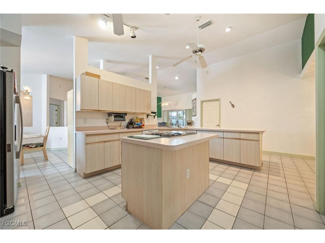 1208 SW 34th Street Cape Coral FL 33914 2025010837 image11