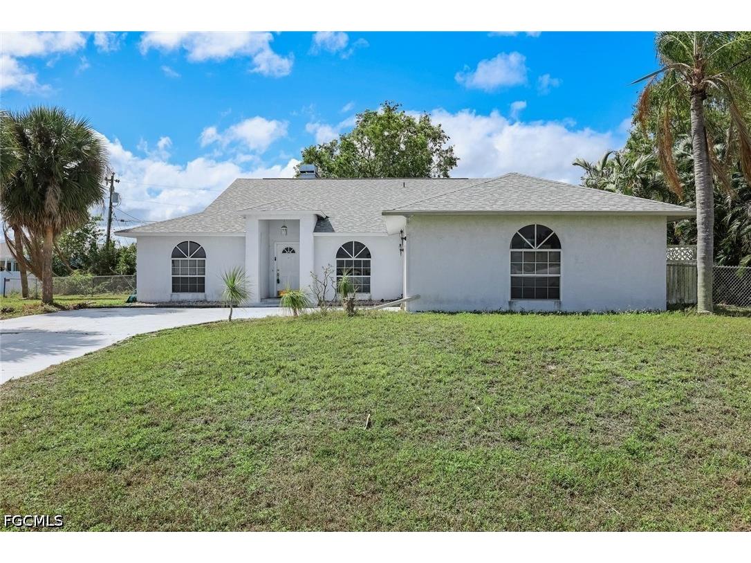 1208 SW 34th Street Cape Coral FL 33914 2026016056 image1