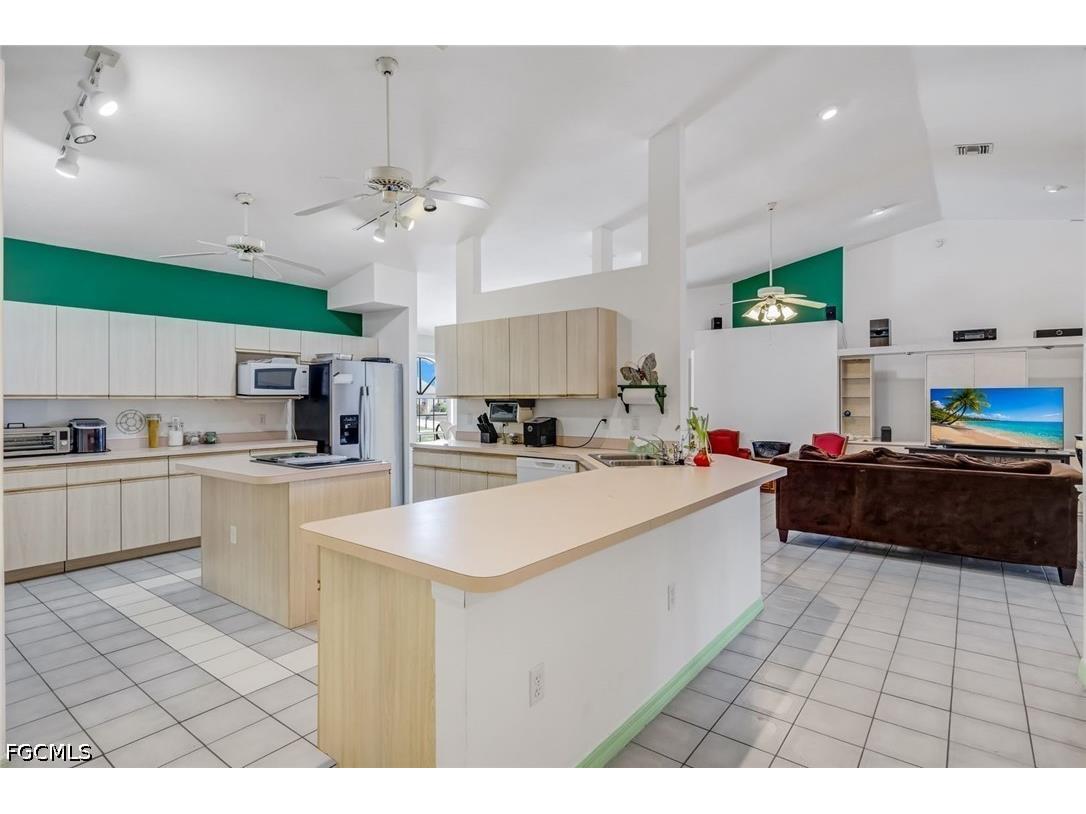 1208 SW 34th Street Cape Coral FL 33914 2026016056 image14