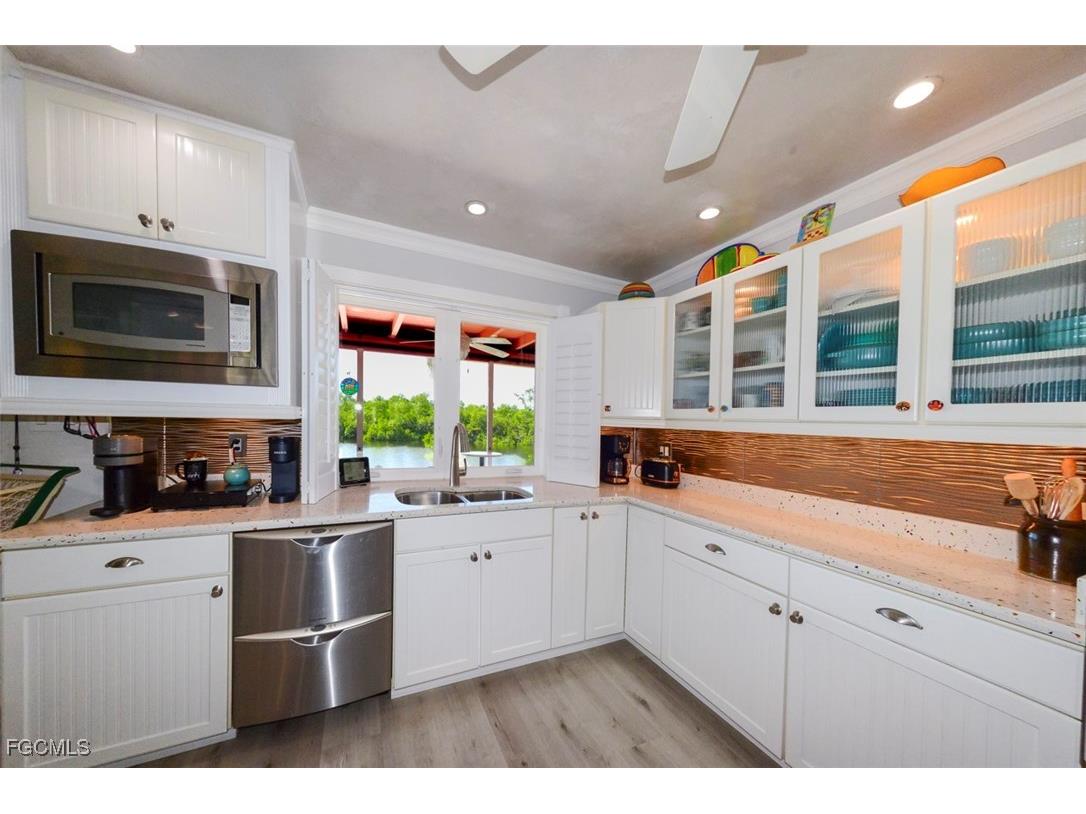 12082 Moon Shell Drive Matlacha Isles FL 33991 2025005954 image4