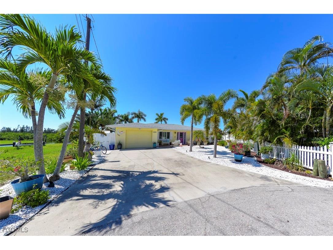 12082 Moon Shell Drive Matlacha Isles FL 33991 2025005954 image42