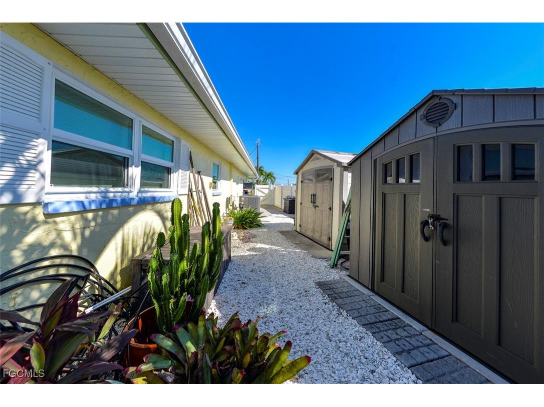 12082 Moon Shell Drive Matlacha Isles FL 33991 2025005954 image45