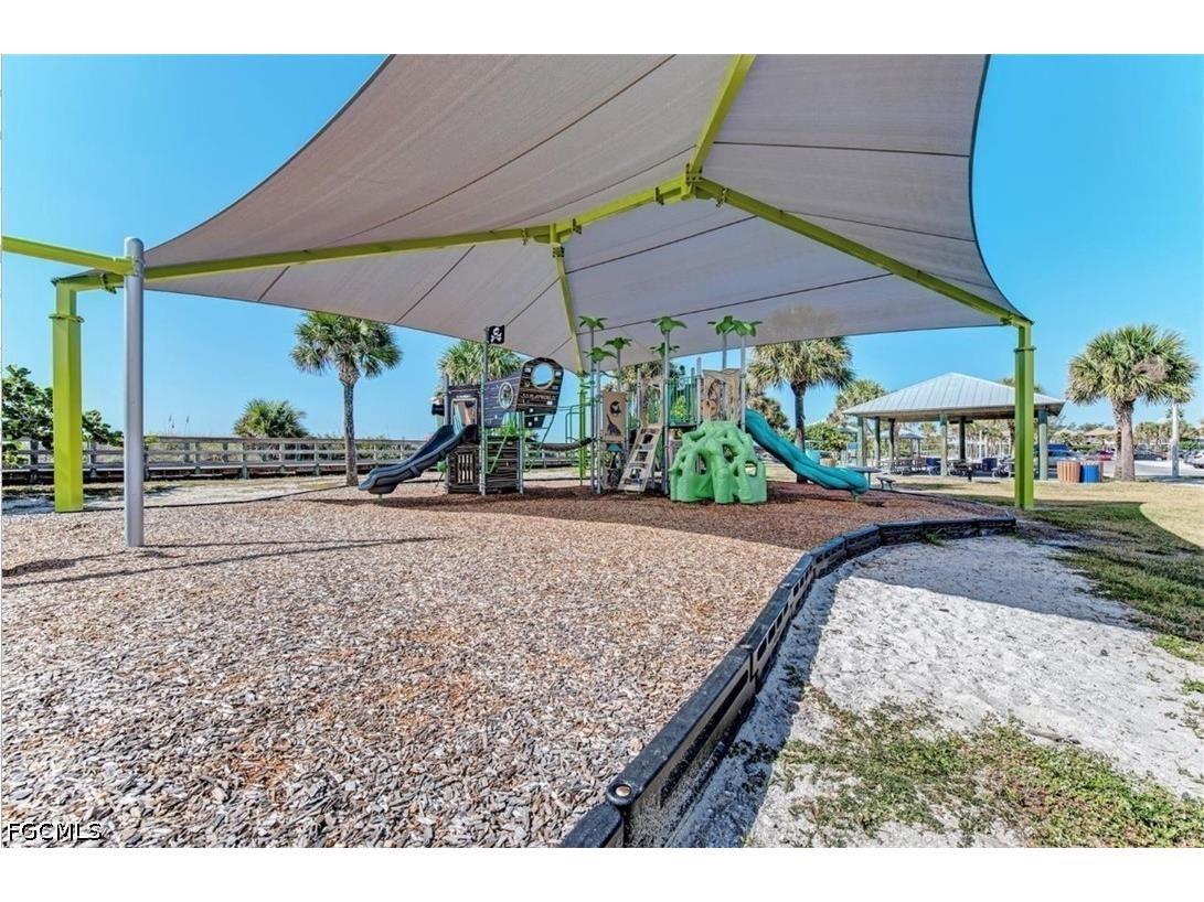 12089 Diversey Avenue Port Charlotte FL 33981 2026014989 image11