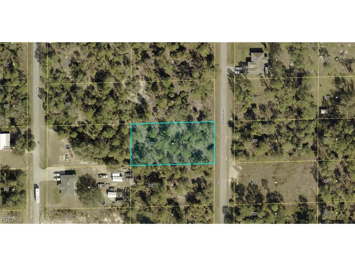 1209 Broadway Avenue Lehigh Acres FL 33972 2026007910 image1