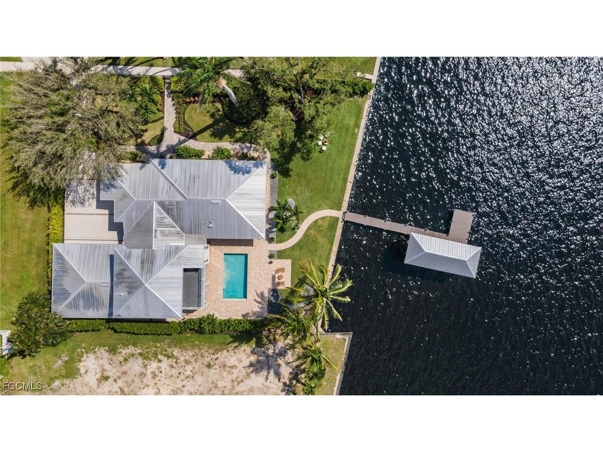 1209 Coconut Drive Fort Myers FL 33901 2025004802 image23