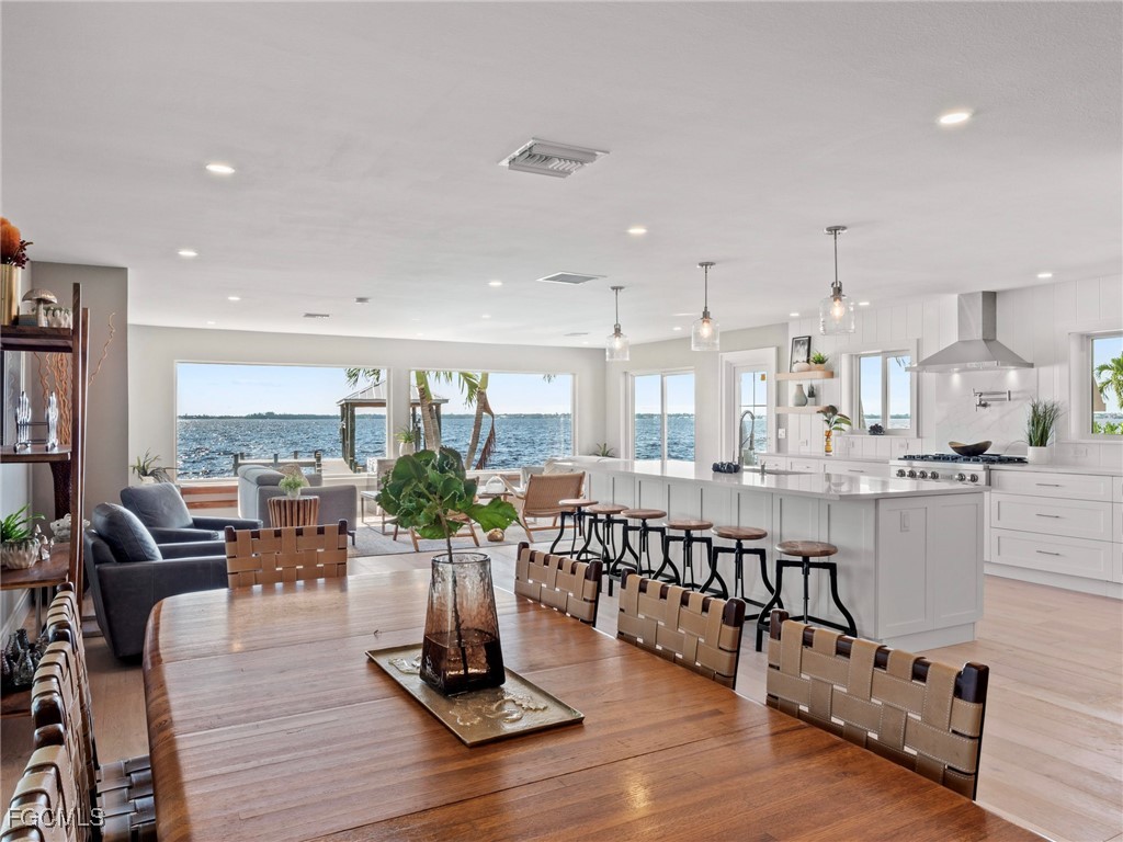 1209 Coconut Drive Fort Myers FL 33901 2025004802 image26