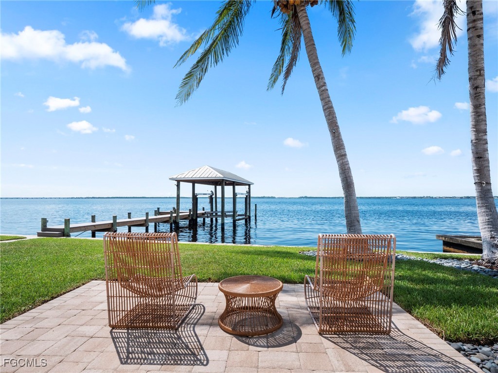 1209 Coconut Drive Fort Myers FL 33901 2025004802 image7
