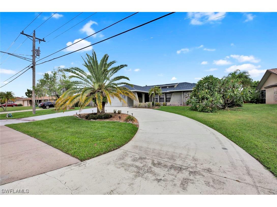 1209 Hancock Bridge Parkway Cape Coral FL 33990 223062852 image1