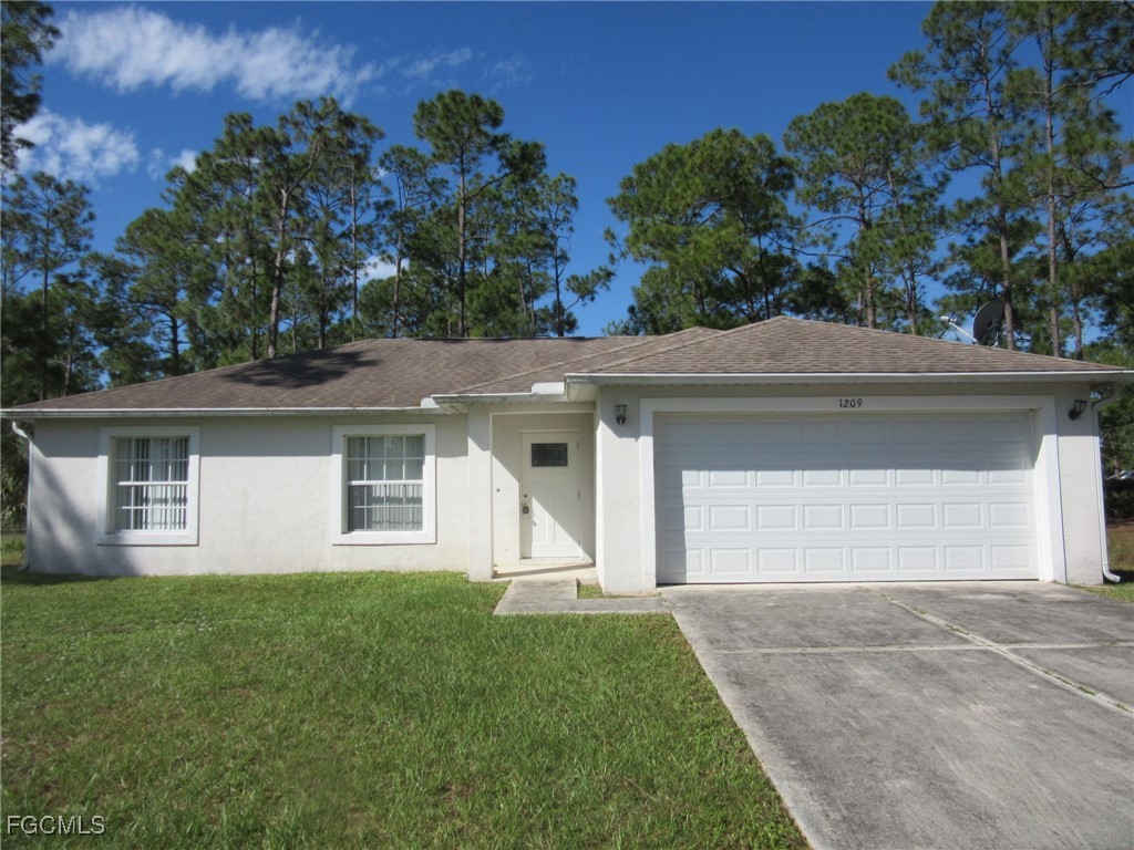 1209 Lake Avenue Lehigh Acres FL 33972 2025018466 image1