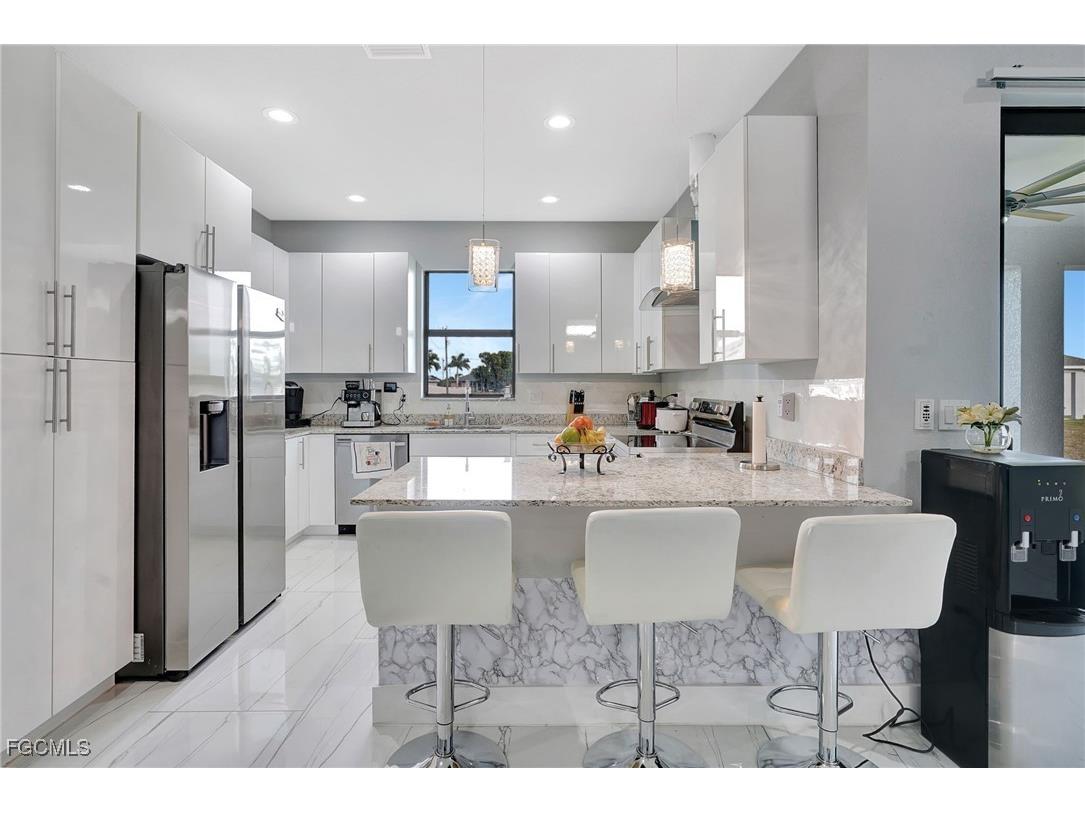 1209 NE 7th Avenue Cape Coral FL 33909 2025020920 image10