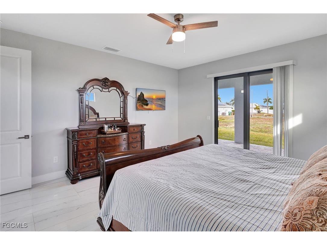 1209 NE 7th Avenue Cape Coral FL 33909 2025020920 image16