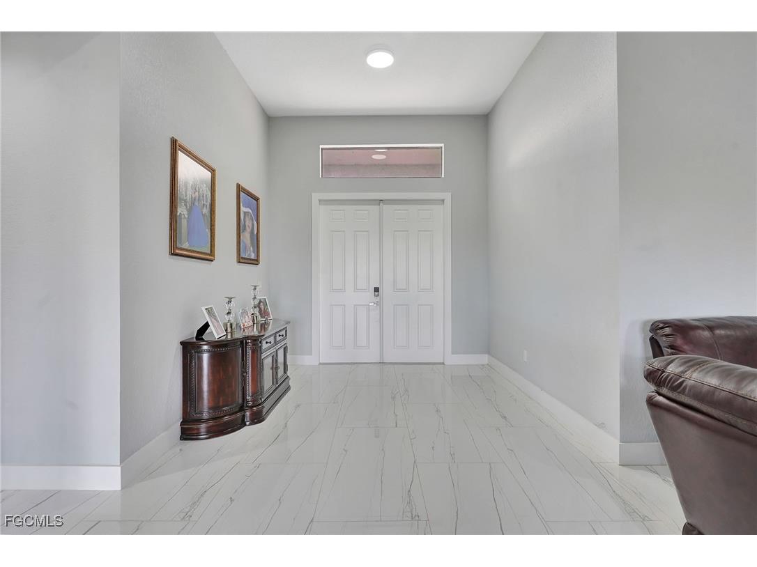 1209 NE 7th Avenue Cape Coral FL 33909 2025020920 image3