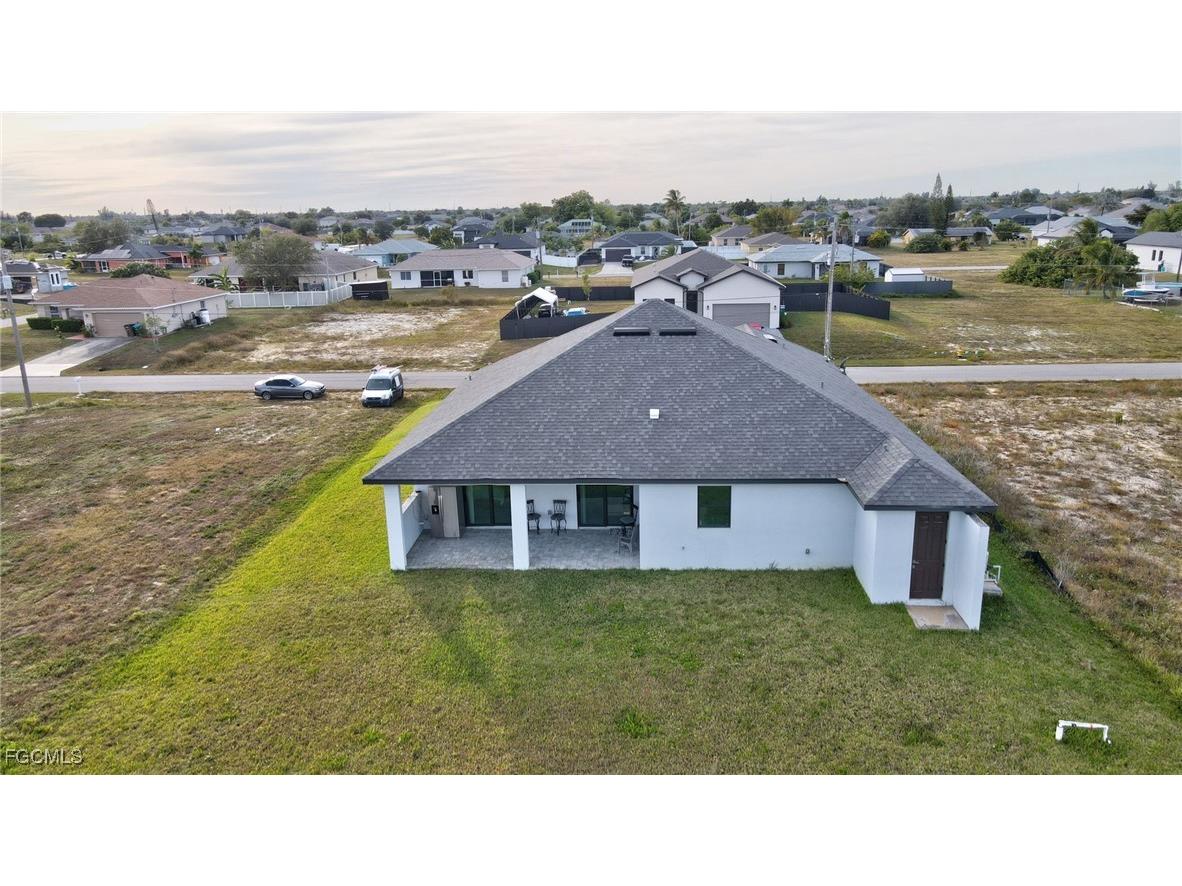 1209 NE 7th Avenue Cape Coral FL 33909 2025020920 image38