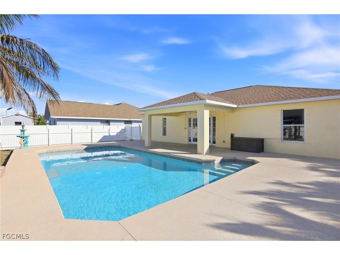 1209 NW 19th Street Cape Coral FL 33993 2026008054 image1
