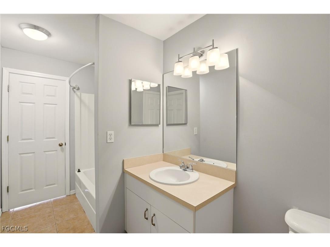 1209 NW 19th Street Cape Coral FL 33993 2026008054 image25