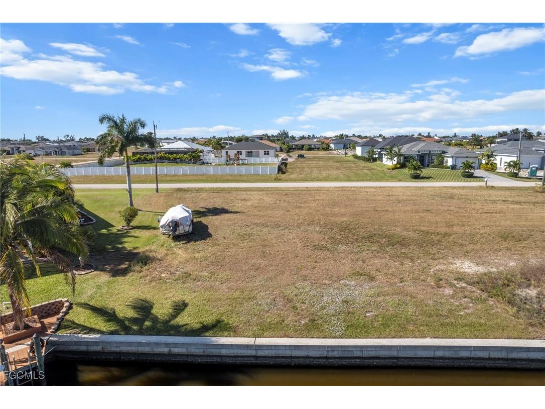 1209 NW 33rd Avenue Cape Coral FL 33993 2025021953 image1