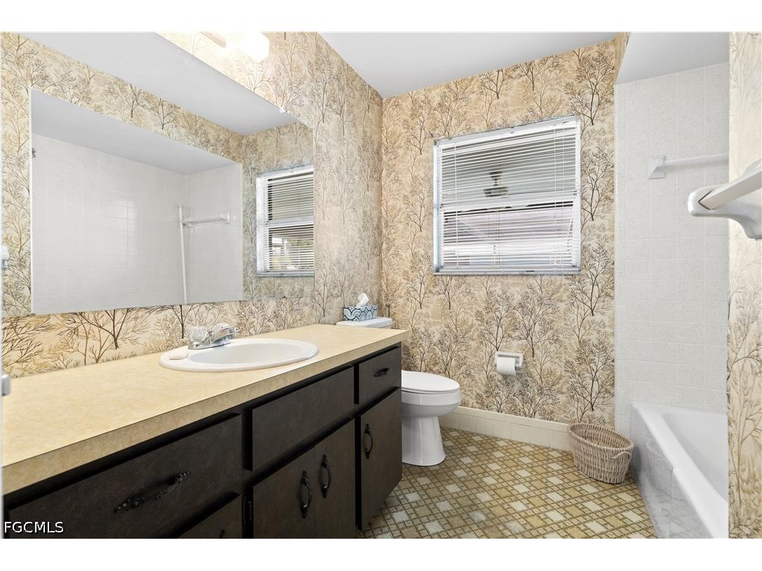 1209 SE 12th Street Cape Coral FL 33990 2026026716 image18